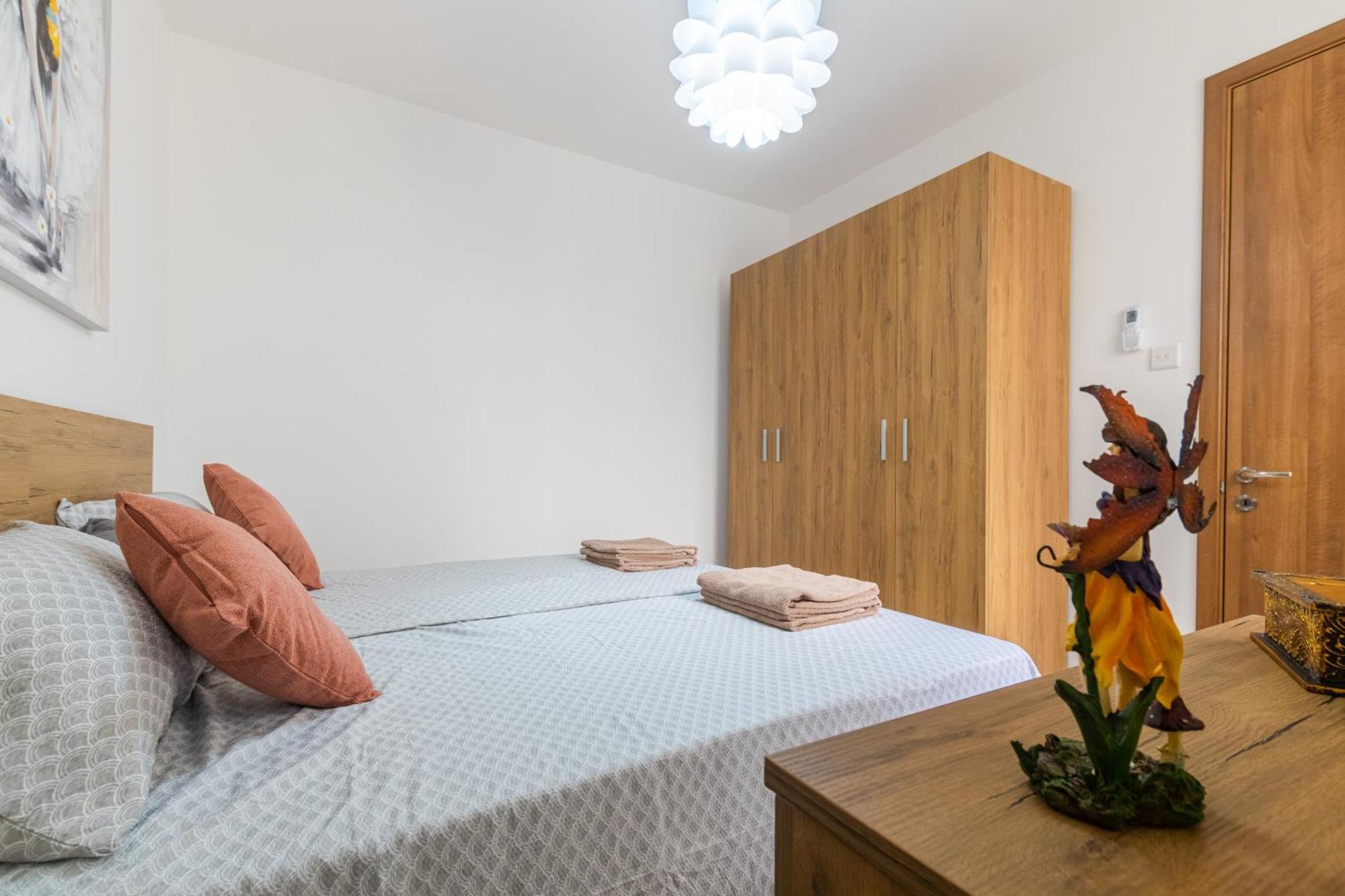 Spacious Brand New Apartment 3 Bdr 2Bth Bugibba St. Paul's Bay Esterno foto